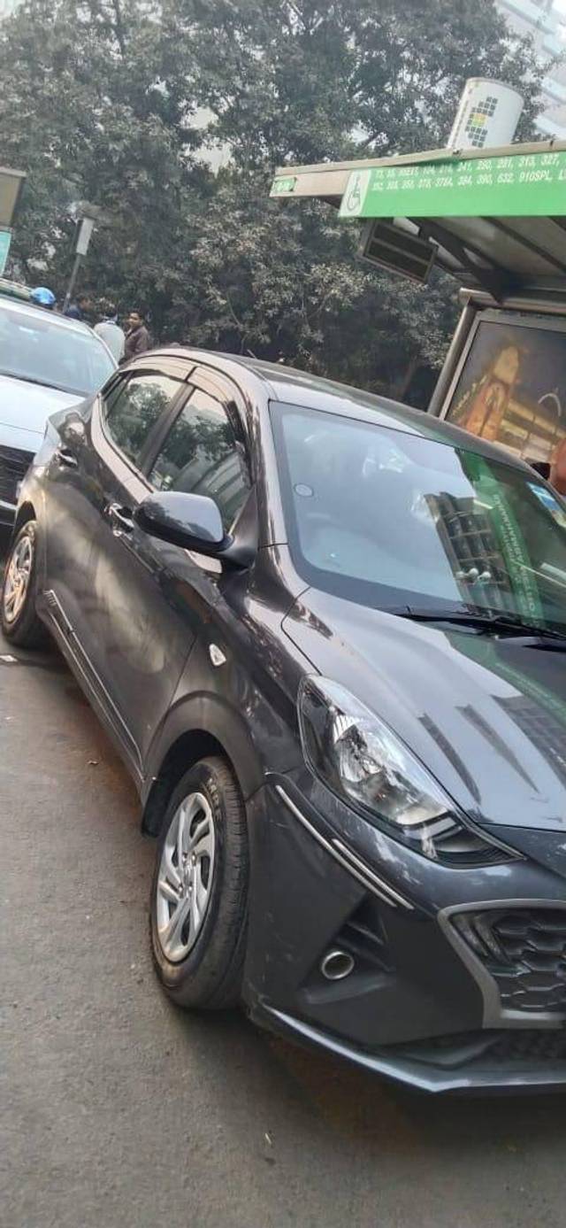 https://images10.gaadi.com/usedcar_image/4638181/original/processed_c645d803-a927-48ef-ae24-895f8f31ed64.jpg?imwidth=6400