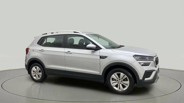 https://images10.gaadi.com/usedcar_image/4638220/original/20e423629e31b6e4b3faa51b9c31e8aa.jpg?imwidth=6400