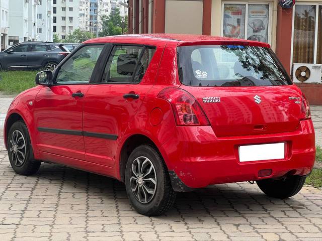 https://images10.gaadi.com/usedcar_image/4638231/original/processed_d85b79fa10c5b4a73f086f3be37110c9.jpg?imwidth=6402