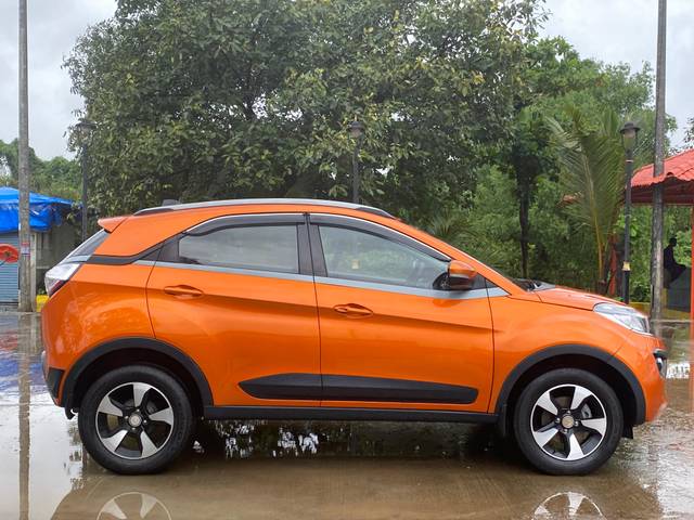 https://images10.gaadi.com/usedcar_image/4638257/original/828172b17a5177fd50ef2c860ce2905d.jpg?imwidth=6401