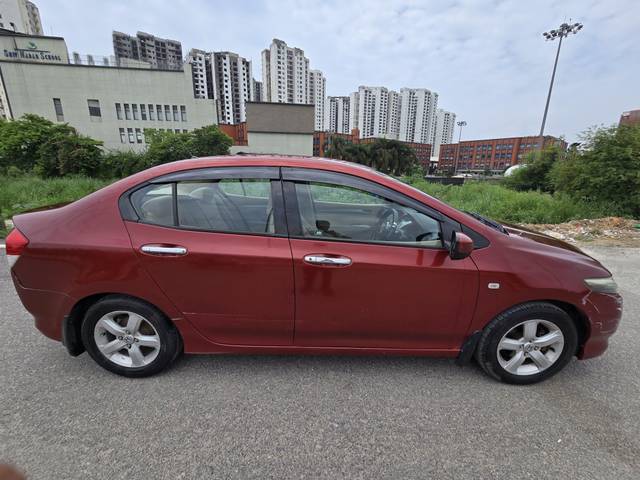https://images10.gaadi.com/usedcar_image/4638311/original/processed_eaa49573-4b94-4a1d-86ee-826cf05759e4.jpg?imwidth=6400
