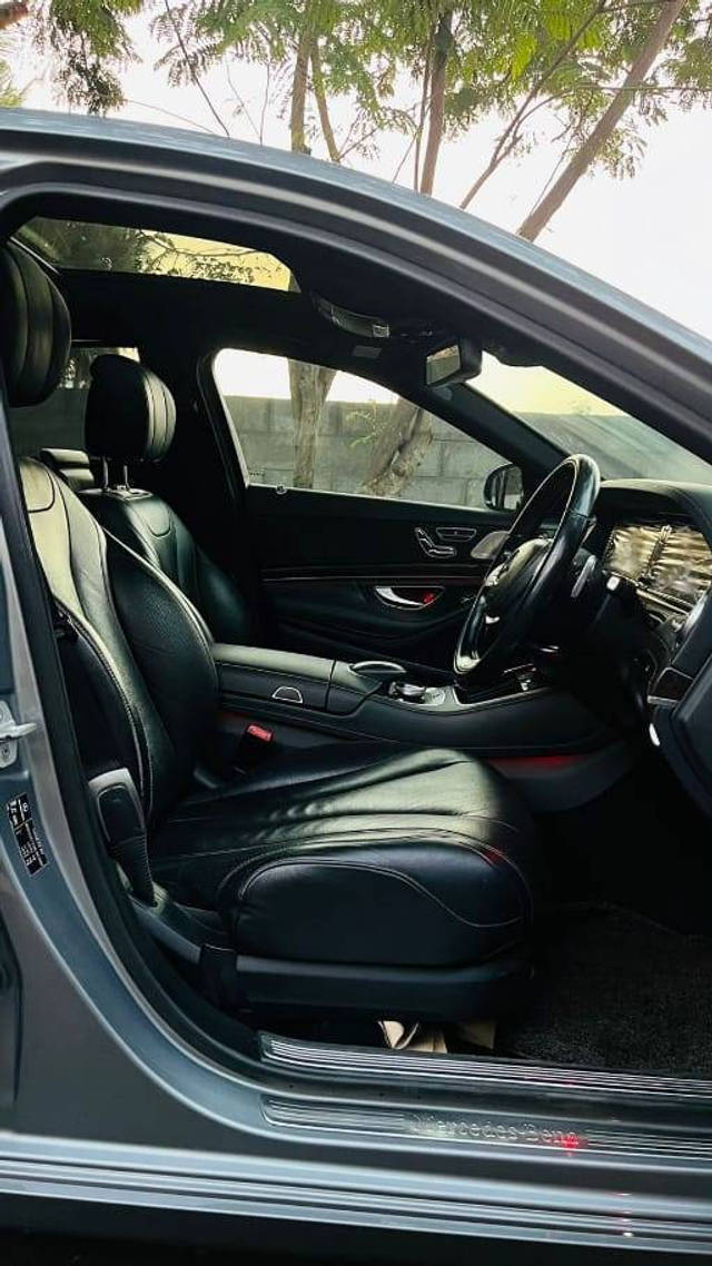 https://images10.gaadi.com/usedcar_image/4638336/original/ff101f933f3572d20aad1d60ae1f809c.png?imwidth=6402