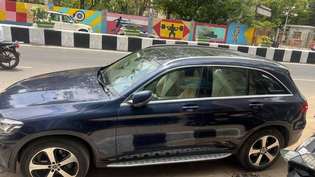 https://images10.gaadi.com/usedcar_image/4638344/original/processed_8b05f9076b7d8297ae19bcad393d8a9a.jpg?imwidth=6400