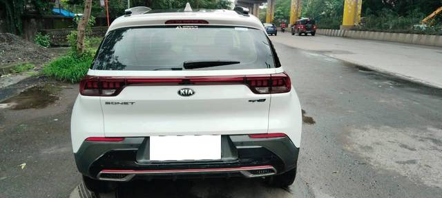 https://images10.gaadi.com/usedcar_image/4638353/original/processed_1a1b319b8b222902d2f51d30283b0fd6.jpg?imwidth=6401