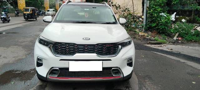 https://images10.gaadi.com/usedcar_image/4638353/original/processed_e8dfffe9a07a3c3e286d98af9a8678e8.jpg?imwidth=6402