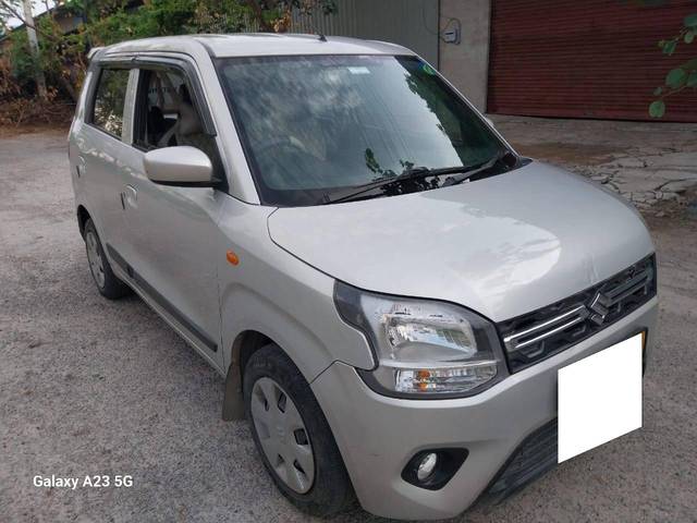 https://images10.gaadi.com/usedcar_image/4638357/original/processed_13cfff3a668ec5980b70eaa4a412ddf9.jpg?imwidth=6400