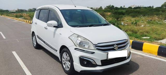 https://images10.gaadi.com/usedcar_image/4638361/original/processed_56437efcc1ccec959b0ff221c58a8afc.jpg?imwidth=6400