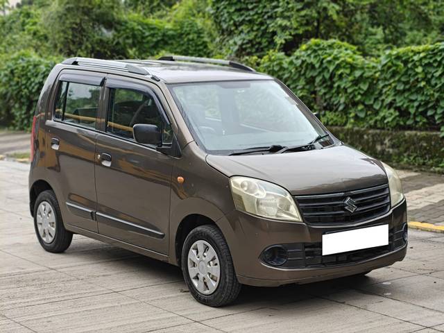 https://images10.gaadi.com/usedcar_image/4638370/original/processed_d15a0b9396d25d257096c57758db71d4.jpg?imwidth=6400
