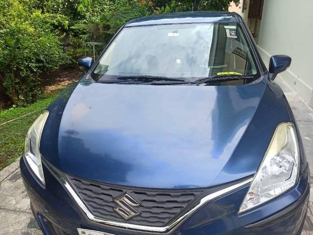 https://images10.gaadi.com/usedcar_image/4638373/original/processed_23219dcc-86d6-489d-8db5-d808b7d3da02.jpg?imwidth=6402