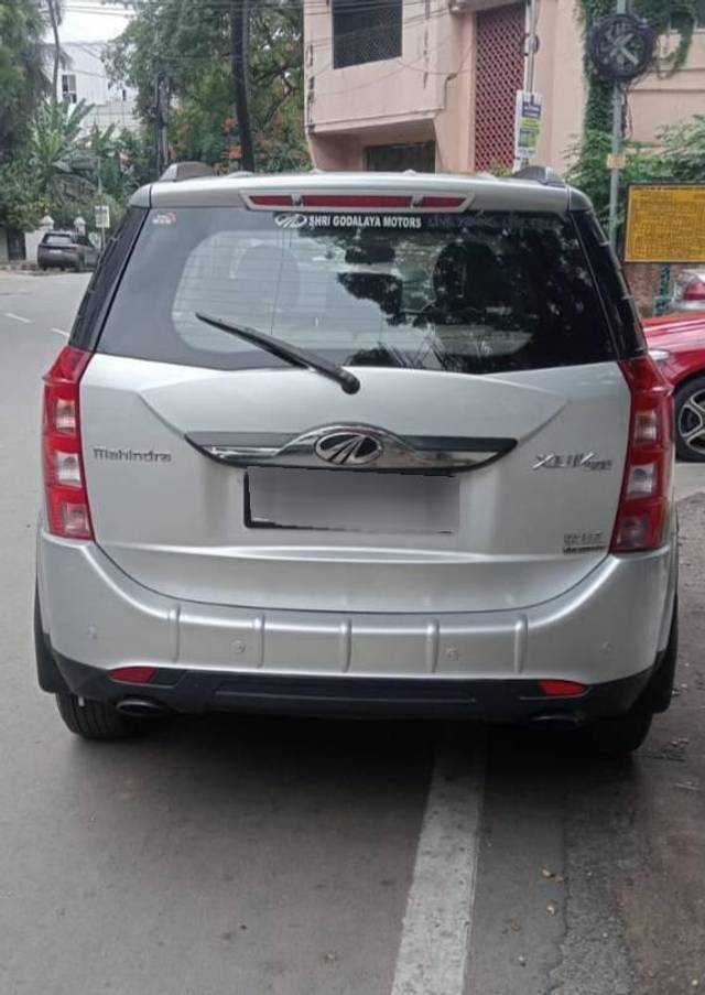 https://images10.gaadi.com/usedcar_image/4638375/original/processed_3faf9a0f7c491e93e3cb4bf2fe5450d8.jpg?imwidth=6401