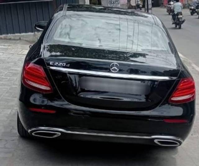 https://images10.gaadi.com/usedcar_image/4638391/original/processed_f34b77e6099b266229bb235739bb95af.jpg?imwidth=6402