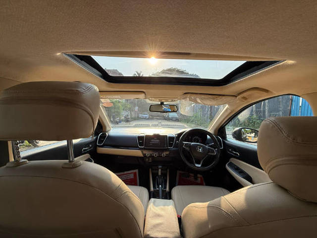 https://images10.gaadi.com/usedcar_image/4638393/original/174239e495f73f45d2fa2be282df32d9.png?imwidth=6401
