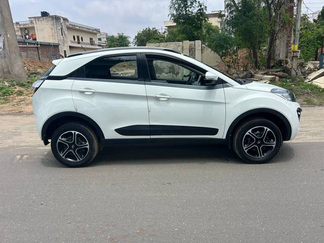 https://images10.gaadi.com/usedcar_image/4638397/original/3cd5fd77f5a6426a06251358b25f1f35.jpg?imwidth=6401