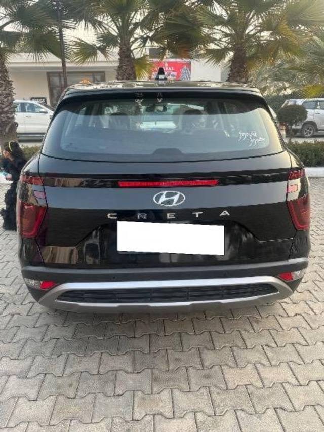https://images10.gaadi.com/usedcar_image/4638398/original/processed_2b096f35-0b3c-4912-b38a-6082b7c06dcc.jpeg?imwidth=6402