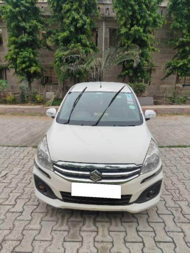 https://images10.gaadi.com/usedcar_image/4638455/original/processed_93703ba0-ff1c-4bb8-a6a8-cdbb669c6c51.jpg?imwidth=6401