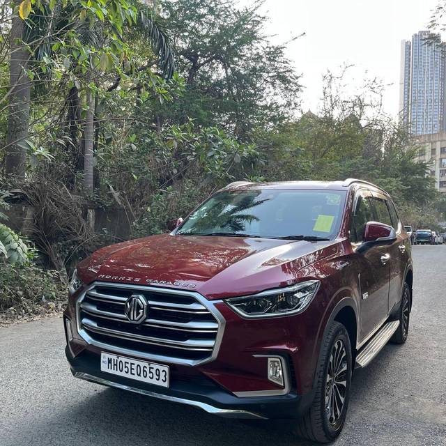 https://images10.gaadi.com/usedcar_image/4638471/original/processed_7bd225c4228f78d6adbb23ebf0d89481.jpg?imwidth=6402