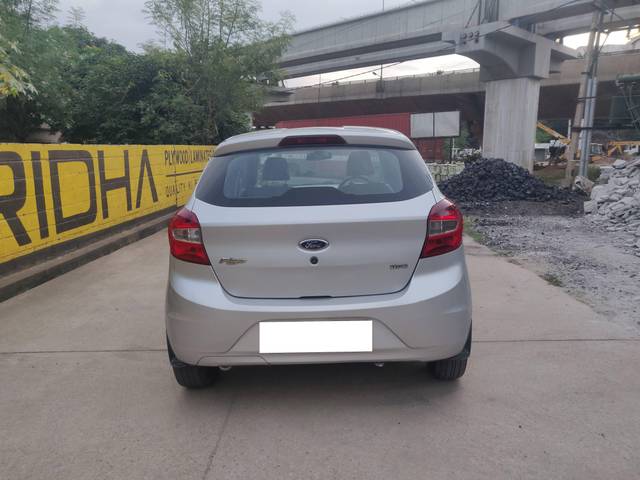 https://images10.gaadi.com/usedcar_image/4638475/original/processed_4481a1df9bcb51e1c31136b0a21b6614.jpg?imwidth=6401