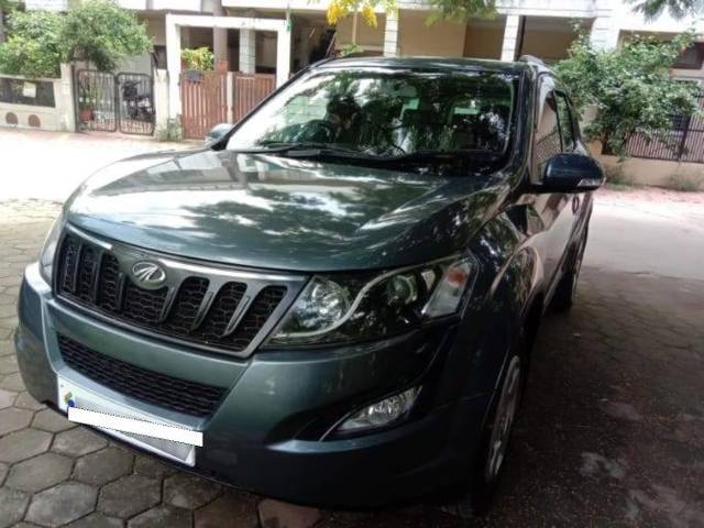 https://images10.gaadi.com/usedcar_image/4638477/original/processed_681d6df99f8210fd296f613c6603186e.jpg?imwidth=6402