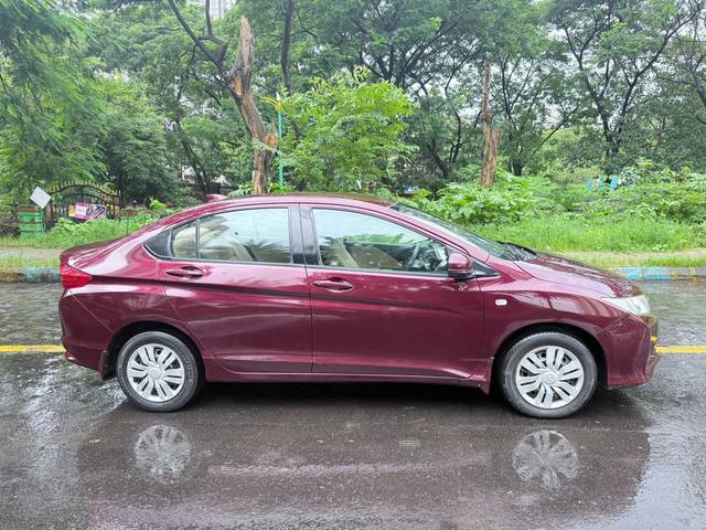 https://images10.gaadi.com/usedcar_image/4638598/original/c21e2d3ab87492e0e65dfff746178c3a.jpg?imwidth=6401