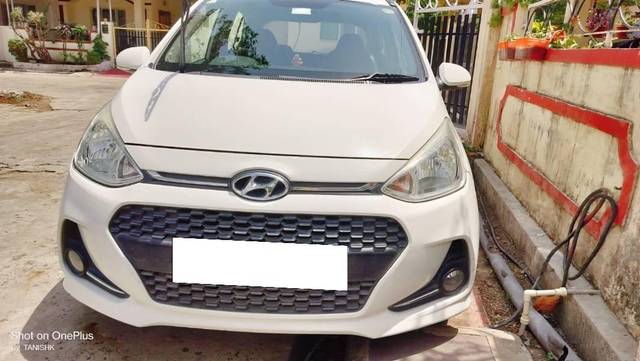 https://images10.gaadi.com/usedcar_image/4638605/original/processed_5035b8b0-2f3d-4fc3-b1a8-3742fcb04b0c.jpg?imwidth=6400