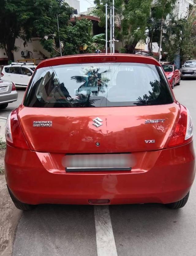 https://images10.gaadi.com/usedcar_image/4638606/original/processed_fbebab68002412fa5dc14afbab7f671f.jpg?imwidth=6402