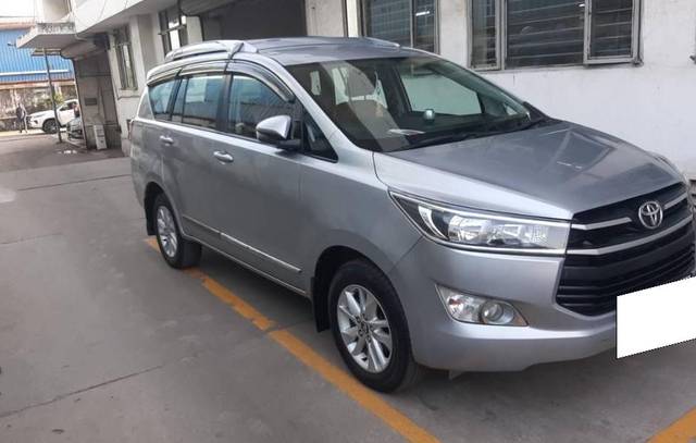 https://images10.gaadi.com/usedcar_image/4638642/original/processed_4ab3a889-7f3f-4785-863e-dd2b0159d12e.jpeg?imwidth=6400