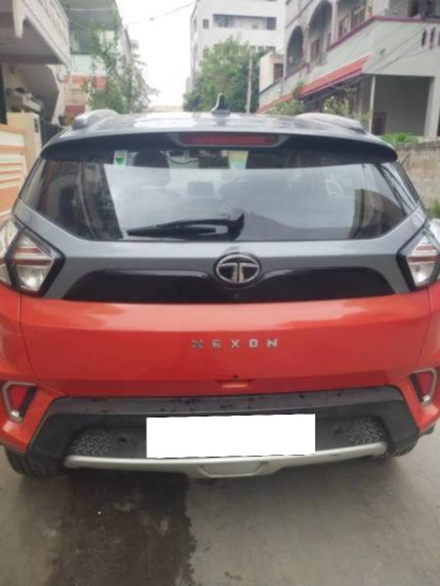 https://images10.gaadi.com/usedcar_image/4638662/original/processed_ba6b22d8-175d-4953-8f91-ed893d26af9d.jpg?imwidth=6402