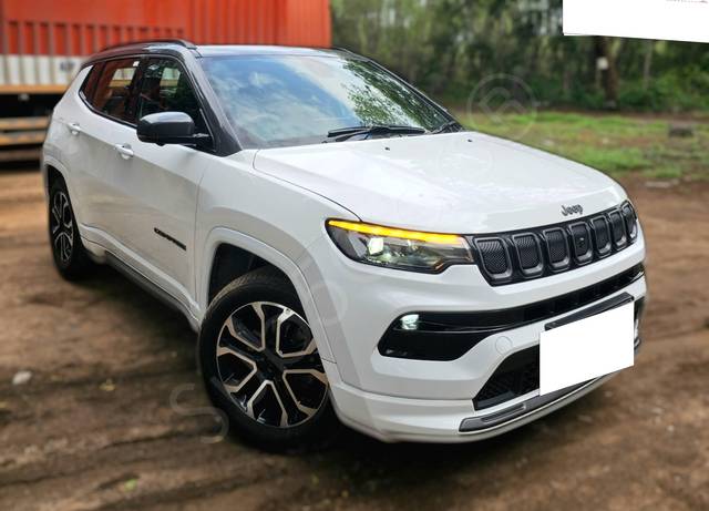 https://images10.gaadi.com/usedcar_image/4638706/original/processed_cdc6ae2f5bb5f3c5d67790dd8a85734d.jpg?imwidth=6400