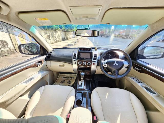 https://images10.gaadi.com/usedcar_image/4638711/original/processed_432e41b04d75a853e50ec020cc23a4d6.jpg?imwidth=6400