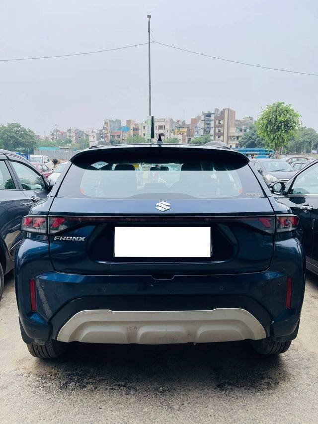 https://images10.gaadi.com/usedcar_image/4638728/original/processed_069b19e30cdd6e132f4f0fb6ab7f87c1.jpg?imwidth=6401