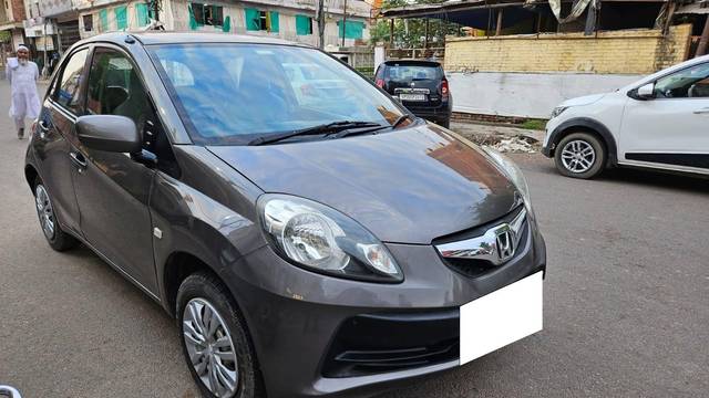 https://images10.gaadi.com/usedcar_image/4638785/original/processed_4e225d1a5d021fcd47e763f8100bcf97.jpg?imwidth=6400