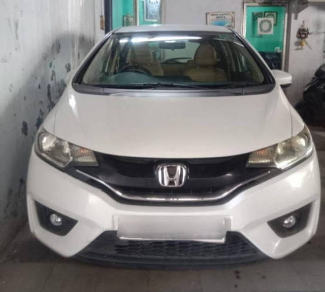 https://images10.gaadi.com/usedcar_image/4638786/original/processed_84271247ec1b26a22599067377eaad8e.png?imwidth=6402