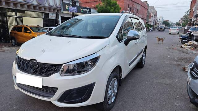 https://images10.gaadi.com/usedcar_image/4638788/original/processed_4e0ddf76a73452fa2a9b30990eb7863d.jpg?imwidth=6402