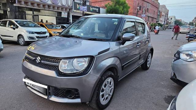 https://images10.gaadi.com/usedcar_image/4638796/original/processed_4b3ed316513eb69bd7cc6450ac670012.jpg?imwidth=6402