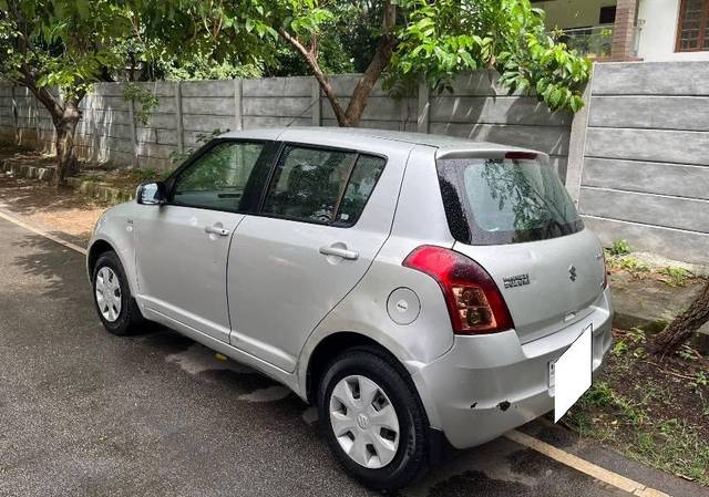 https://images10.gaadi.com/usedcar_image/4638802/original/processed_63ab4581-84a9-4b53-8581-c9647aebb2f5.jpeg?imwidth=6402