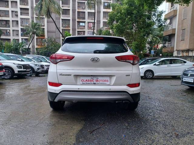 https://images10.gaadi.com/usedcar_image/4638804/original/processed_7fc4b0fce0a697cc8219453ef358c02b.jpeg?imwidth=6402