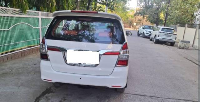 https://images10.gaadi.com/usedcar_image/4638981/original/processed_8b74e864-1e3e-4ee6-9965-7e7b863b3cce.jpg?imwidth=6402