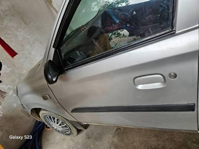 https://images10.gaadi.com/usedcar_image/4638986/original/processed_2a1a9f9e-5ecc-4100-90b2-7d0554b975a8.jpg?imwidth=6402