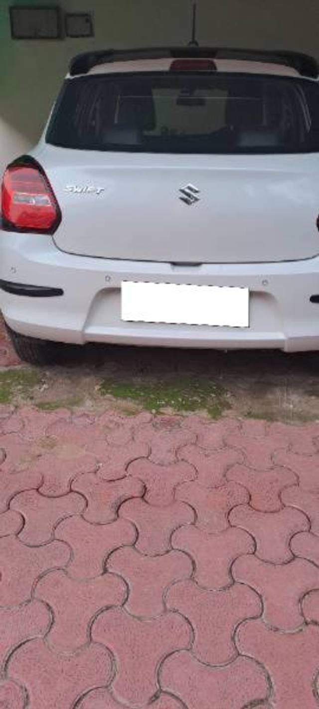 https://images10.gaadi.com/usedcar_image/4638987/original/processed_04231e38-265a-447c-accb-46e8b25732de.jpg?imwidth=6401