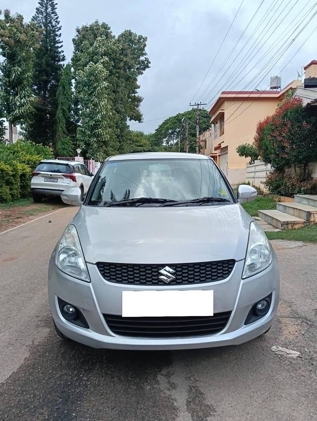https://images10.gaadi.com/usedcar_image/4638995/original/processed_b355af9f-5196-4e2f-8cad-19417d4fc437.jpg?imwidth=6400