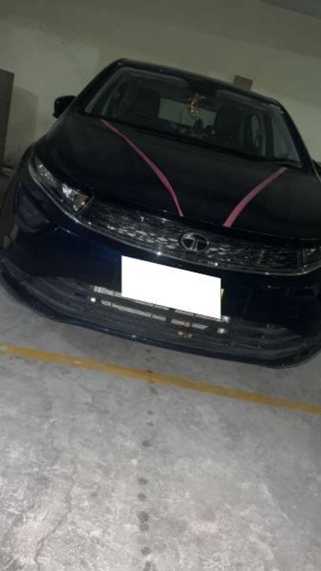 https://images10.gaadi.com/usedcar_image/4639007/original/processed_e465df61-0697-46be-840e-265611a3e2c0.jpg?imwidth=6400