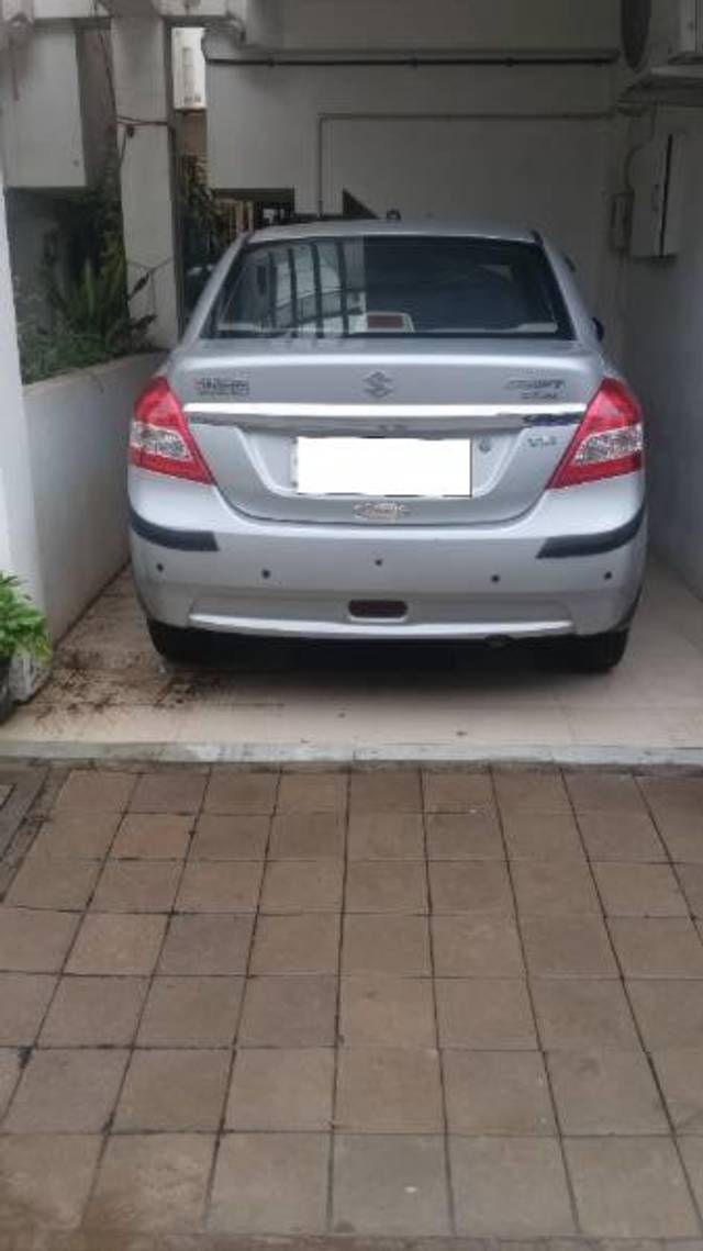 https://images10.gaadi.com/usedcar_image/4639010/original/processed_6311bc82-09f7-4e32-bd27-af5587d086ed.jpeg?imwidth=6400