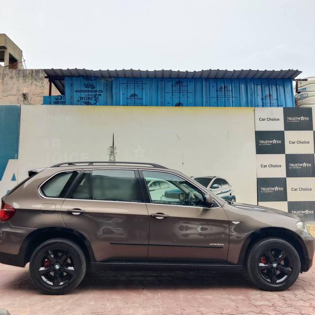 https://images10.gaadi.com/usedcar_image/4639017/original/processed_c9542717ba4ec996711a4894632ff5a8.jpg?imwidth=6401