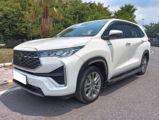 https://images10.gaadi.com/usedcar_image/4639020/original/processed_b0b5f34628e0e88cecff4eb49a5e56cd.jpg?imwidth=6400