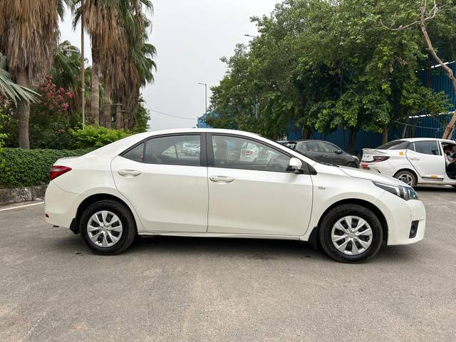 https://images10.gaadi.com/usedcar_image/4639114/original/503ca8cb45c1008efa2751f64bad9581.jpg?imwidth=6401