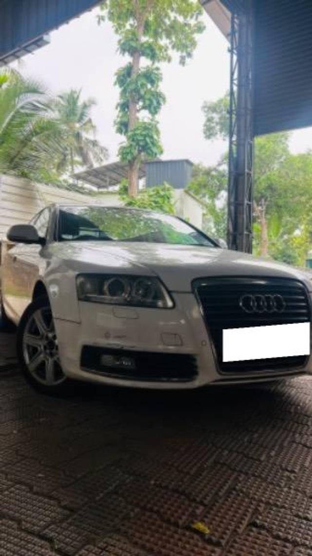 https://images10.gaadi.com/usedcar_image/4639173/original/processed_0ce2030d-0e26-480a-8a86-179ac8da60e8.jpeg?imwidth=6400
