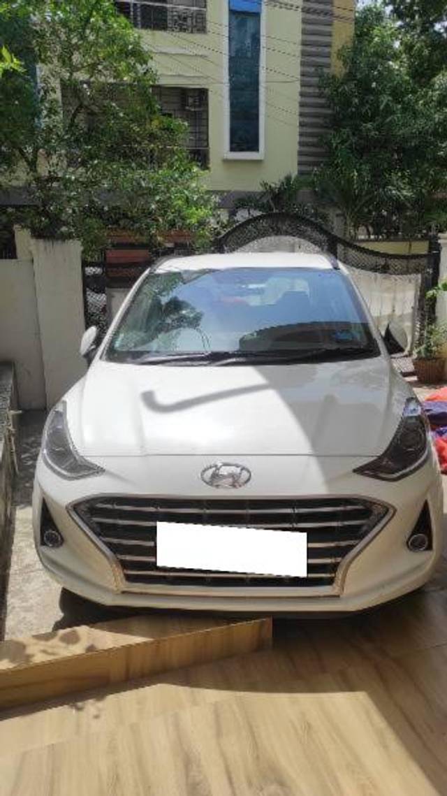 https://images10.gaadi.com/usedcar_image/4639176/original/processed_d5568bb4-3f6b-47f4-9643-ab6ca5bb4f93.jpg?imwidth=6400