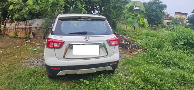 https://images10.gaadi.com/usedcar_image/4639179/original/processed_c85c7f45-2232-431f-a1a8-0bb8739bc1de.jpg?imwidth=6402