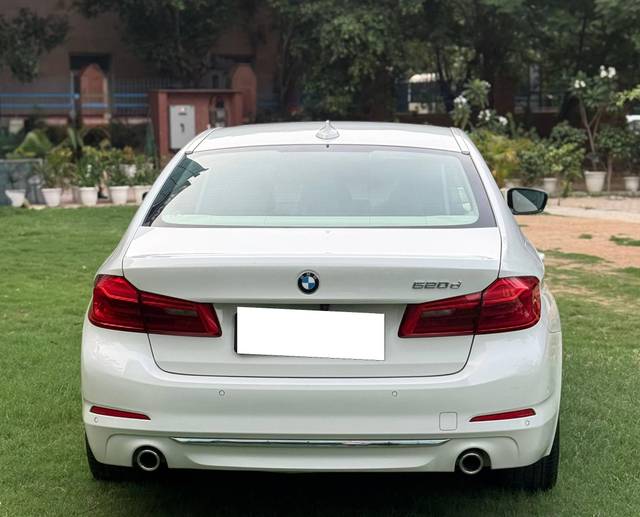 https://images10.gaadi.com/usedcar_image/4639249/original/processed_b749578508a768f5cffffd49322cb2ea.jpeg?imwidth=6402