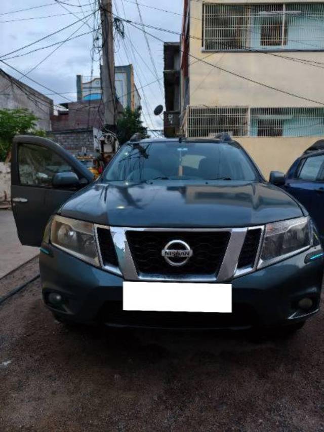 https://images10.gaadi.com/usedcar_image/4639252/original/processed_9283bccb-0964-4f5f-a7f4-4ebc952e673c.jpg?imwidth=6402